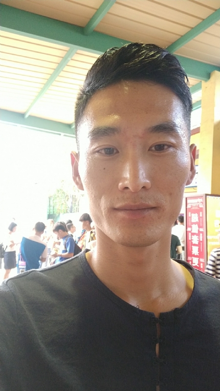 难得糊涂的第一张照片--无锡相亲服务中心