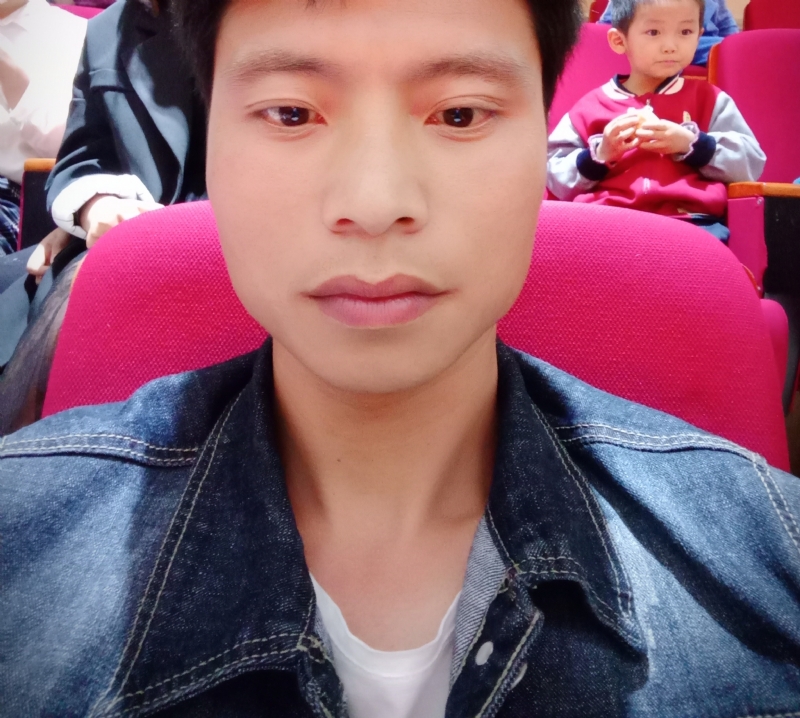 奋斗青年的第一张照片--无锡相亲服务中心