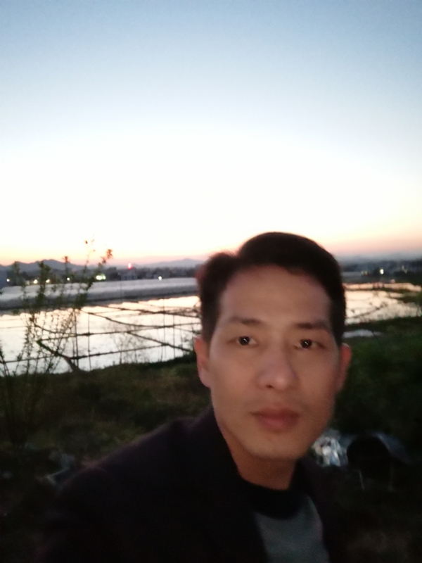 不忘初心的第一张照片--无锡相亲服务中心