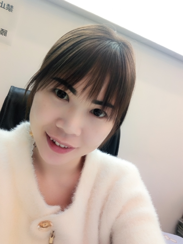 覃小会的第一张照片--无锡相亲服务中心