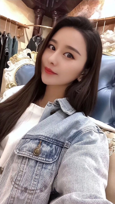 李珊珊的第一张照片--无锡相亲服务中心
