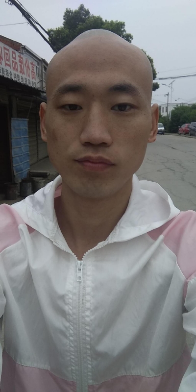 花花公子的第一张照片--无锡相亲服务中心