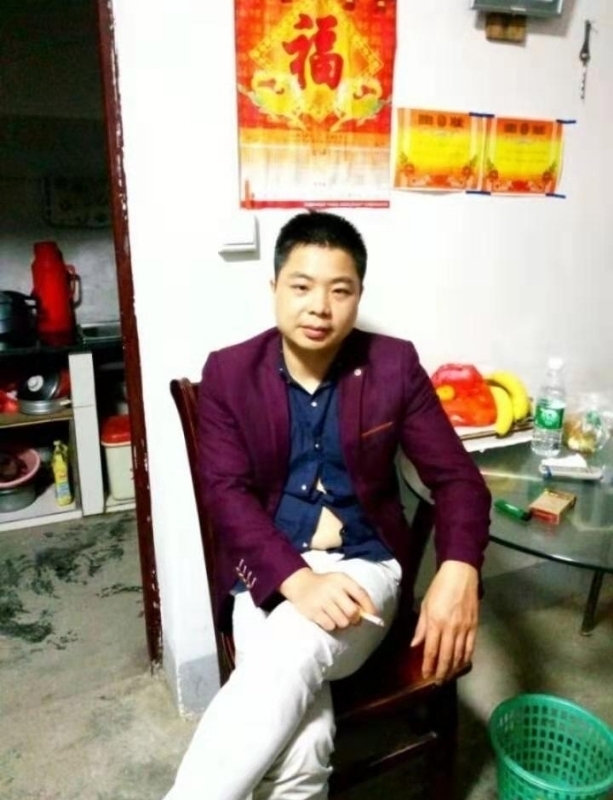 蓝色的微笑的第一张照片--无锡相亲服务中心