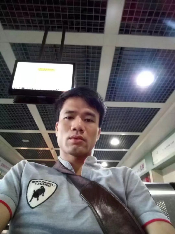武哥的第一张照片--无锡相亲服务中心