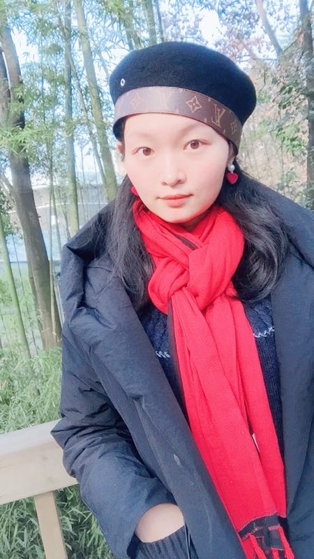 风中百合的第一张照片--无锡相亲服务中心