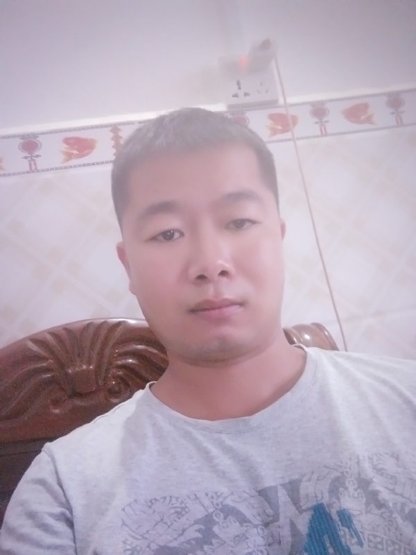 心雨的第一张照片--无锡相亲服务中心