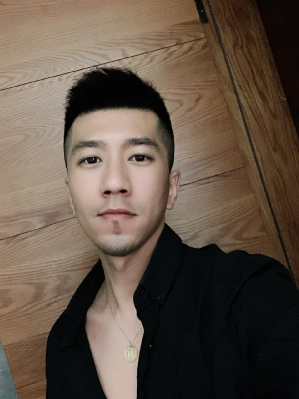 佳佳的第一张照片--无锡相亲服务中心