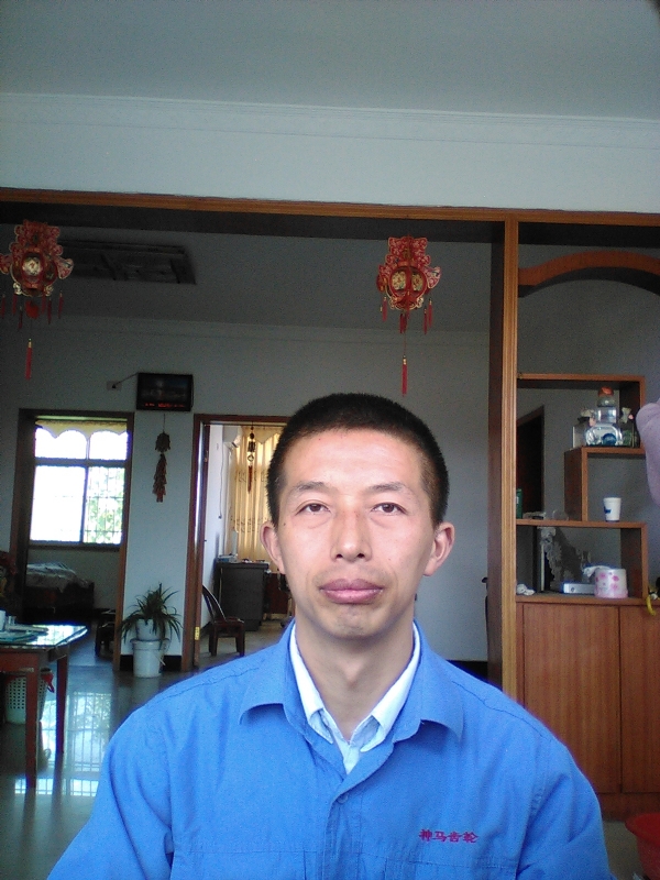 红玫瑰的第一张照片--无锡相亲服务中心