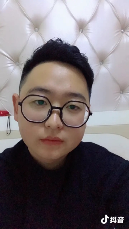 杰森的第一张照片--无锡相亲服务中心
