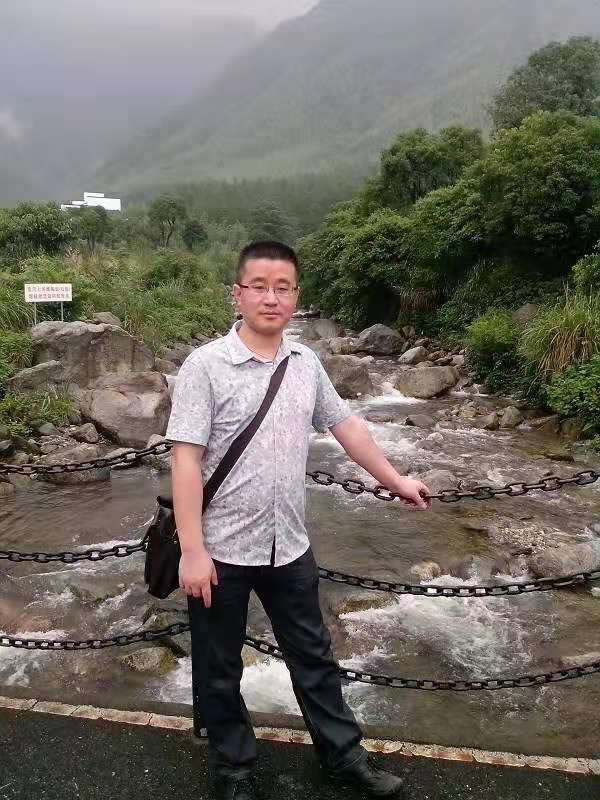淡定牛魔王的第三张照片--无锡相亲服务中心
