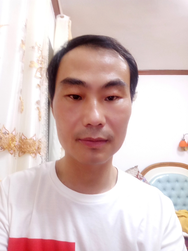 光明的第一张照片--无锡相亲服务中心