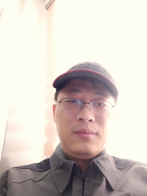 小马哥的第一张照片--无锡相亲服务中心