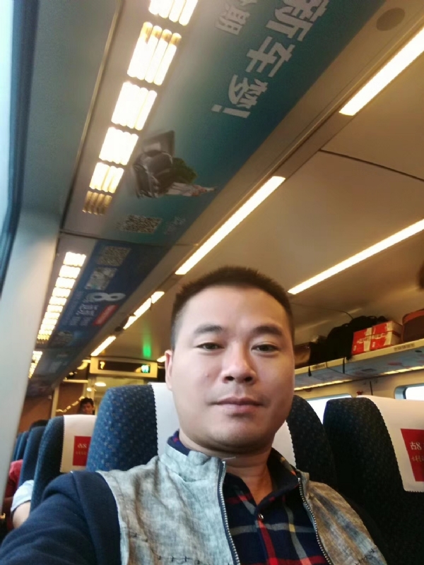 等爱的人的第一张照片--无锡相亲服务中心