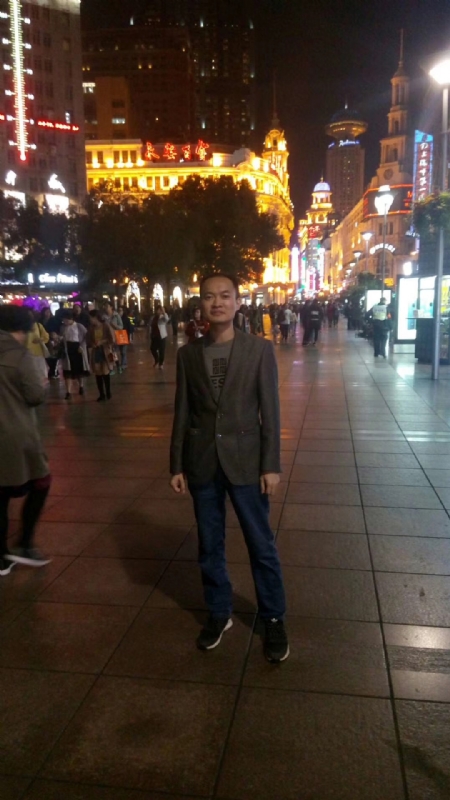 水池养鱼的第一张照片--无锡相亲服务中心
