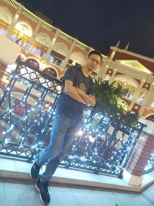 落单恋人的第一张照片--无锡相亲服务中心