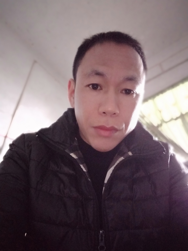 相信真爱的第一张照片--无锡相亲服务中心