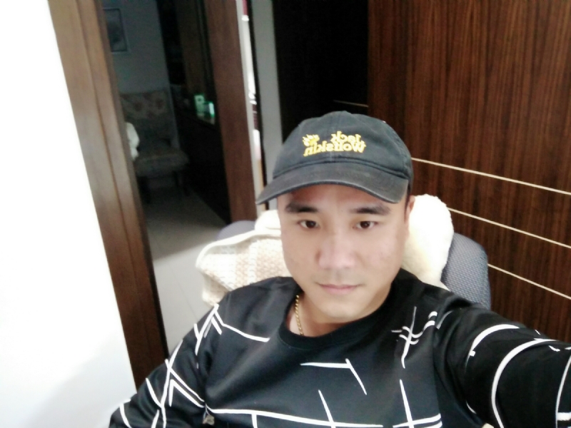 坚持我爱的第一张照片--无锡相亲服务中心
