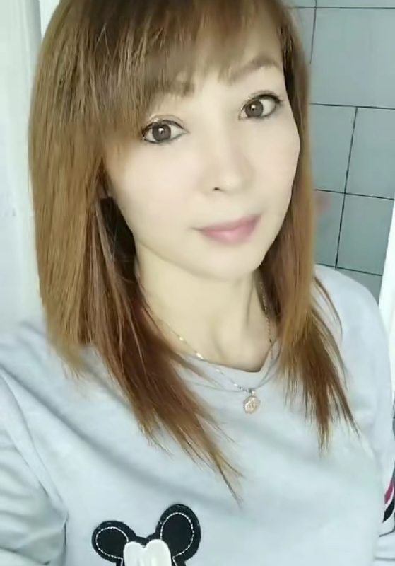魅力白玲的第一张照片--无锡相亲服务中心
