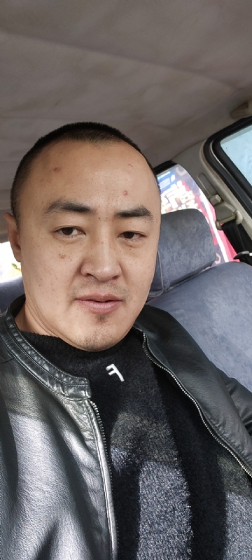 精神九哥的第一张照片--无锡相亲服务中心