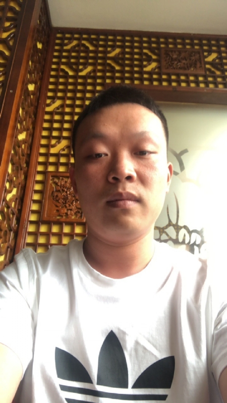 唐子龙的第一张照片--无锡相亲服务中心
