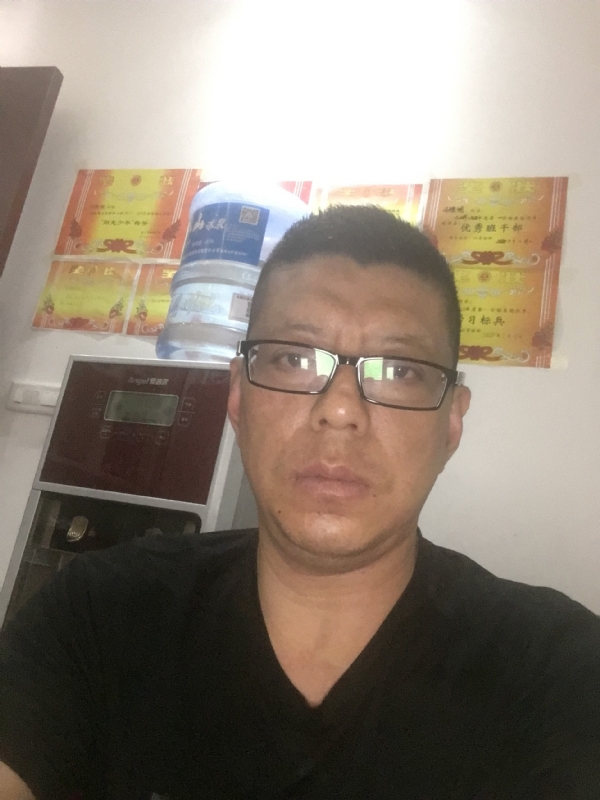 牵手的第一张照片--无锡相亲服务中心