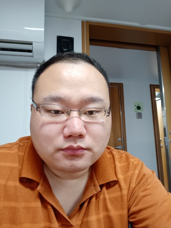 努力爱一次的第一张照片--无锡相亲服务中心