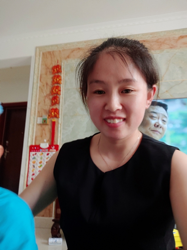 睿智的第一张照片--无锡相亲服务中心