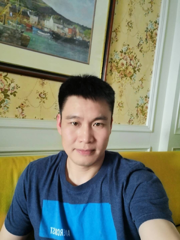 阳光灿烂的第二张照片--无锡相亲服务中心