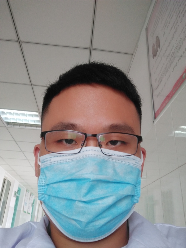 风轻云淡的第一张照片--无锡相亲服务中心