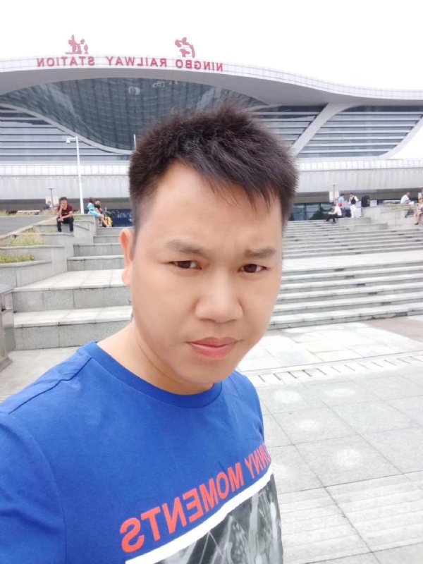 笑对人生的第一张照片--无锡相亲服务中心