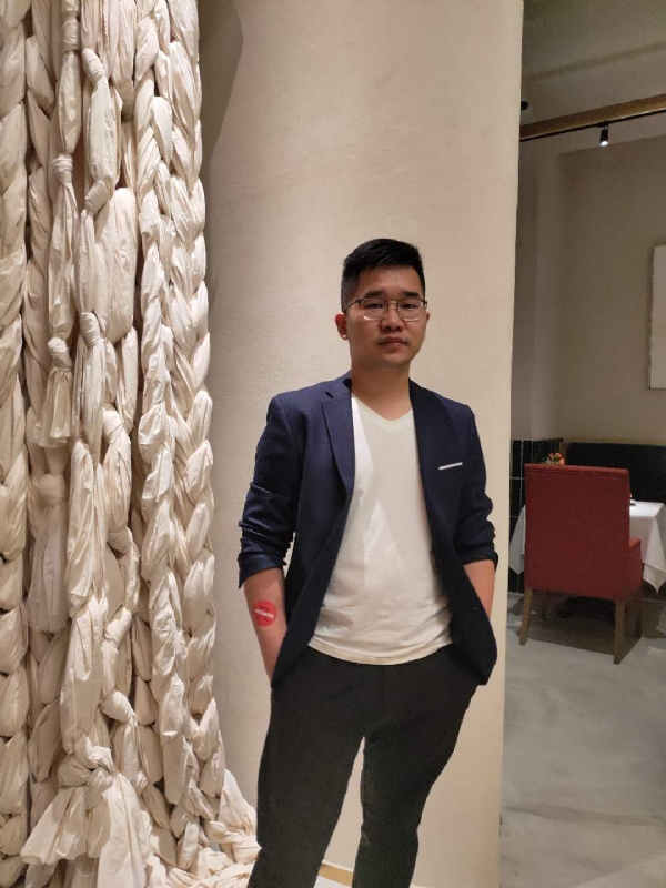 在路上的第二张照片--无锡相亲服务中心
