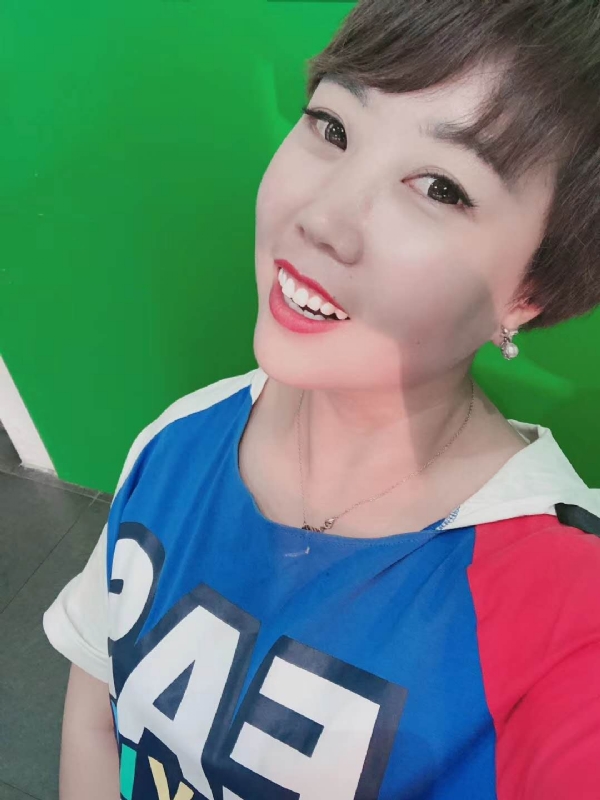 青青子衿的第一张照片--无锡相亲服务中心