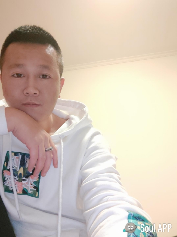 Away的第一张照片--无锡相亲服务中心