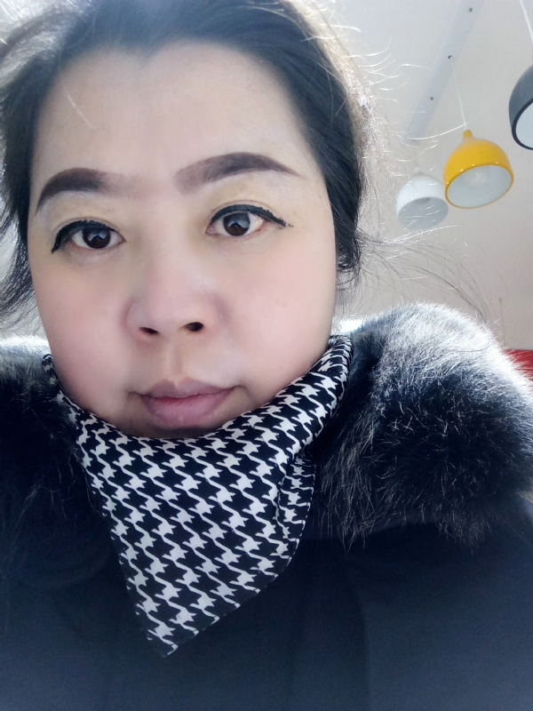 余猪猪的第一张照片--无锡相亲服务中心