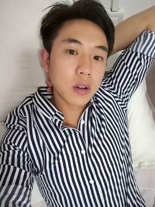 小雷的第二张照片--无锡相亲服务中心