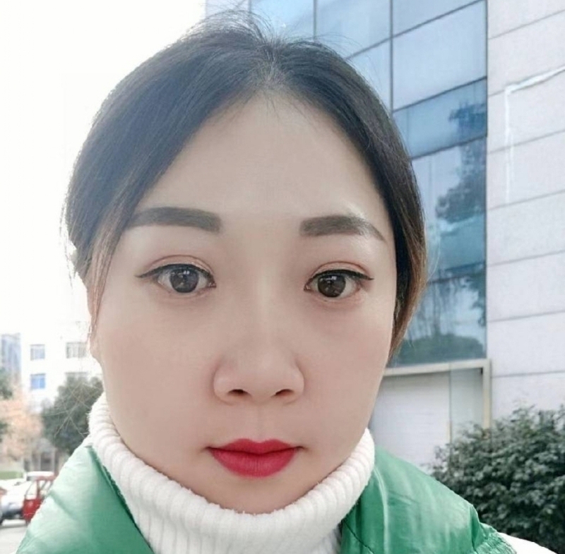 袁芳的第一张照片--无锡相亲服务中心