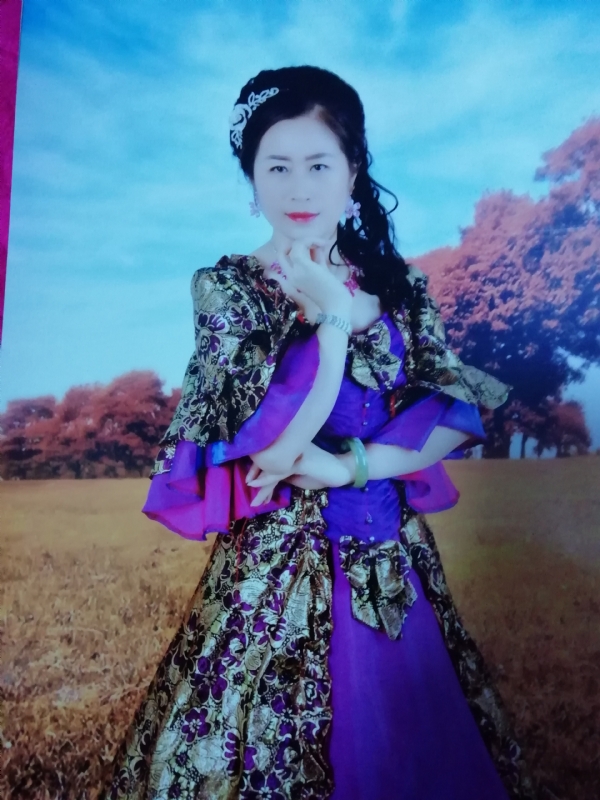 清水芙蓉的第一张照片--无锡相亲服务中心