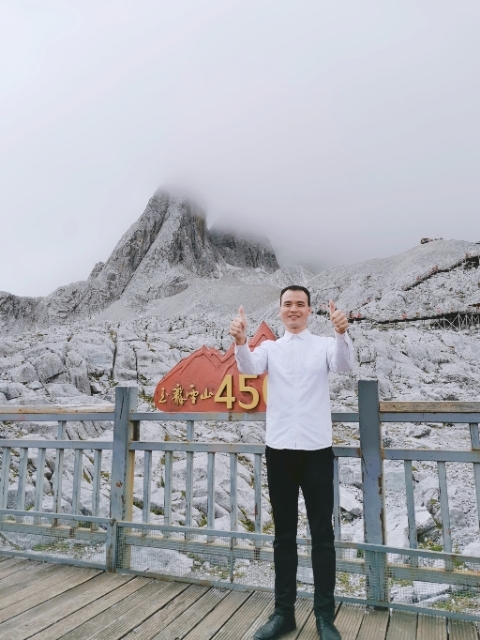 灰太狼的第一张照片--无锡相亲服务中心