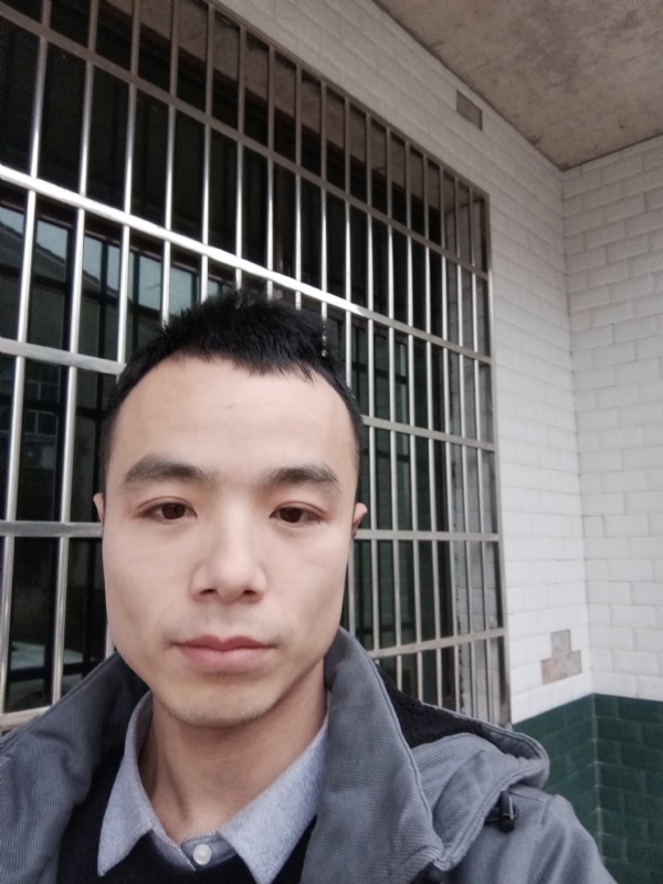 笑得那么开心的第三张照片--无锡相亲服务中心