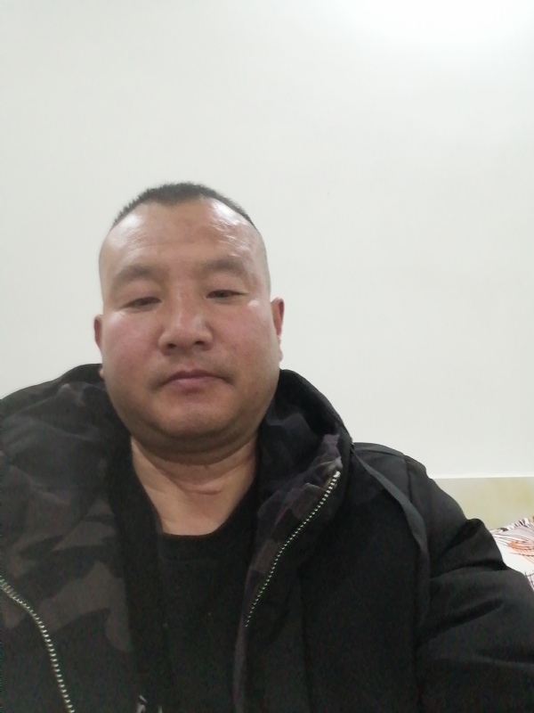 肖小江的第一张照片--无锡相亲服务中心