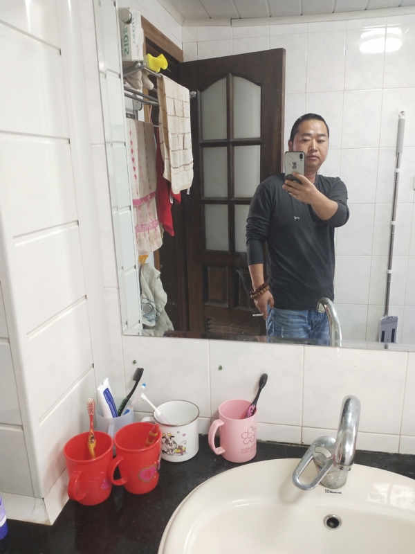 半世人间的第二张照片--无锡相亲服务中心