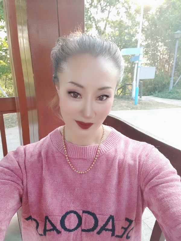 燕子的第五张照片--无锡相亲服务中心