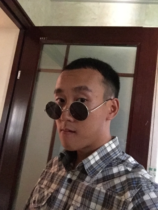 悲喜的第一张照片--无锡相亲服务中心