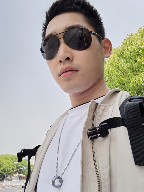 残花落陌,的第一张照片--无锡相亲服务中心