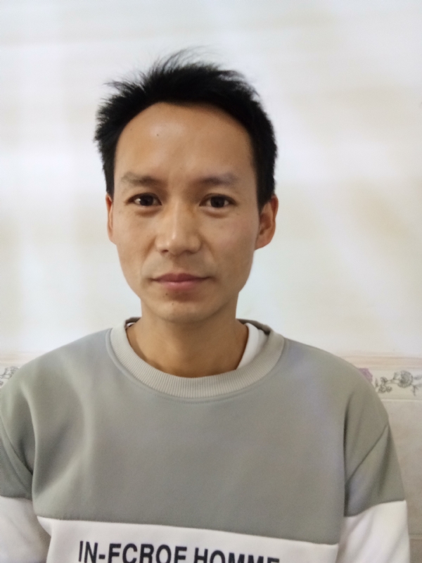 单亲爸爸的第一张照片--无锡相亲服务中心