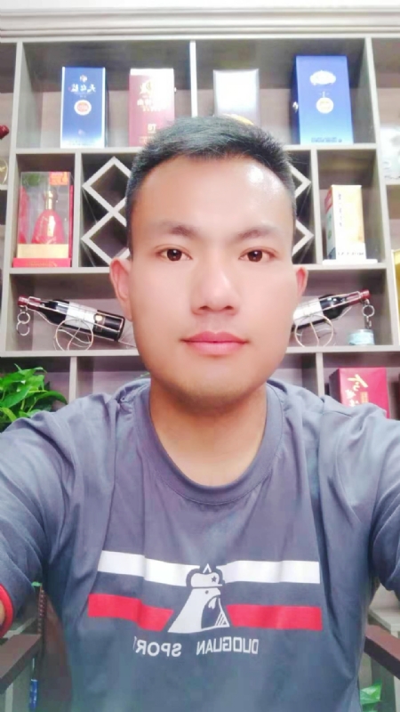 钱乾的第一张照片--无锡相亲服务中心