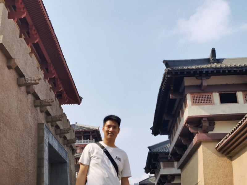咸鱼不闲的第二张照片--无锡相亲服务中心
