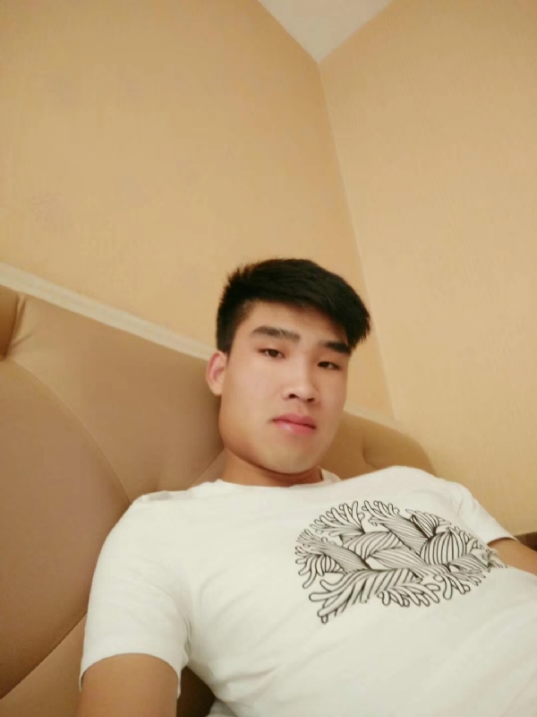 谁不曾孤单上路的第二张照片--无锡相亲服务中心
