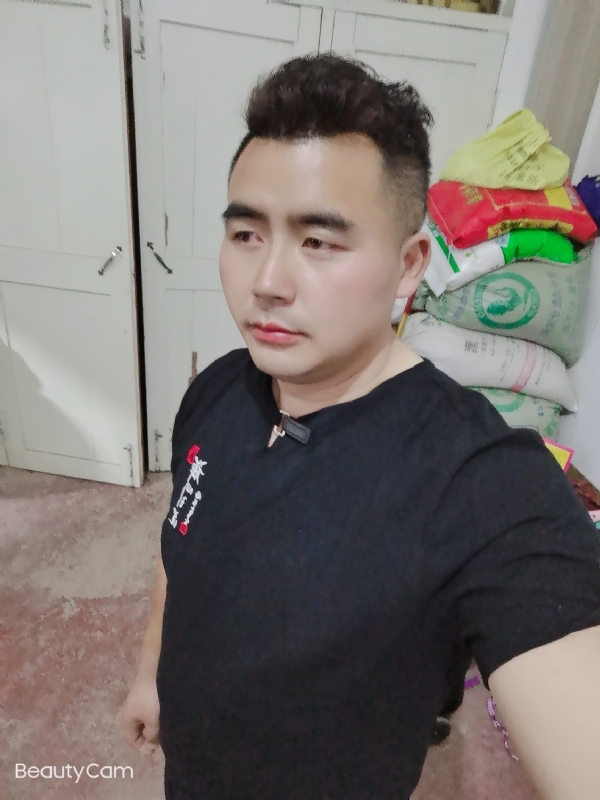 阿杰的第一张照片--无锡相亲服务中心