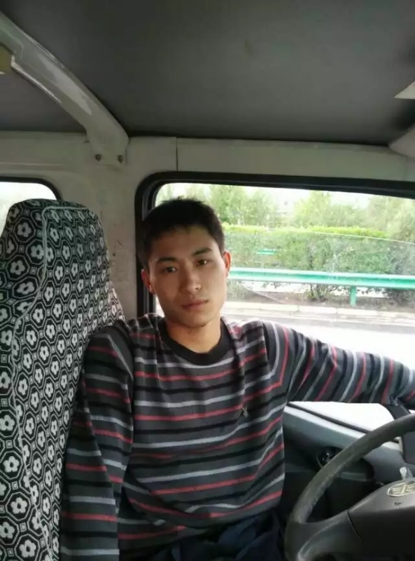 桦树林的第一张照片--无锡相亲服务中心